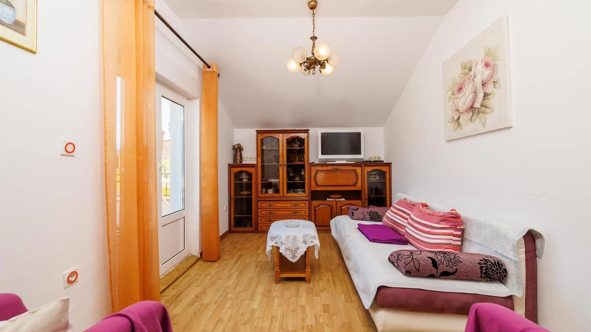 Apartments Nikolina J Supetarska Draga